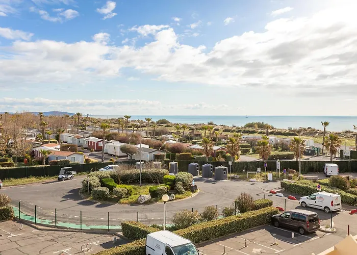 Héliopolis Naturist Luxury Agde