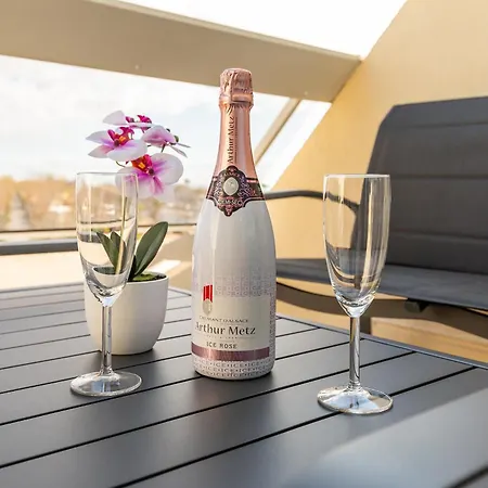 Héliopolis Naturist Luxury * Agde